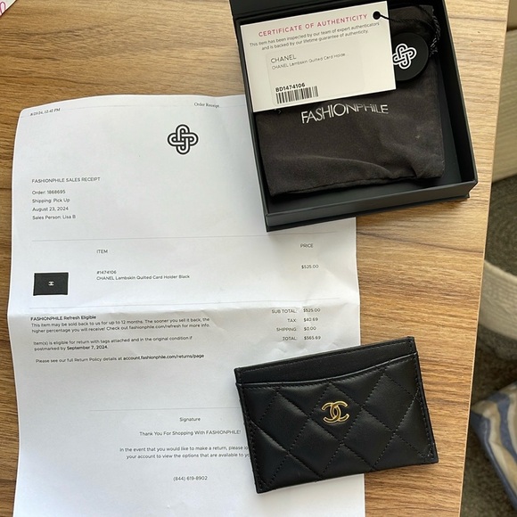 Authentic Chanel CC Lambskin Card Holder - Picture 7 of 8